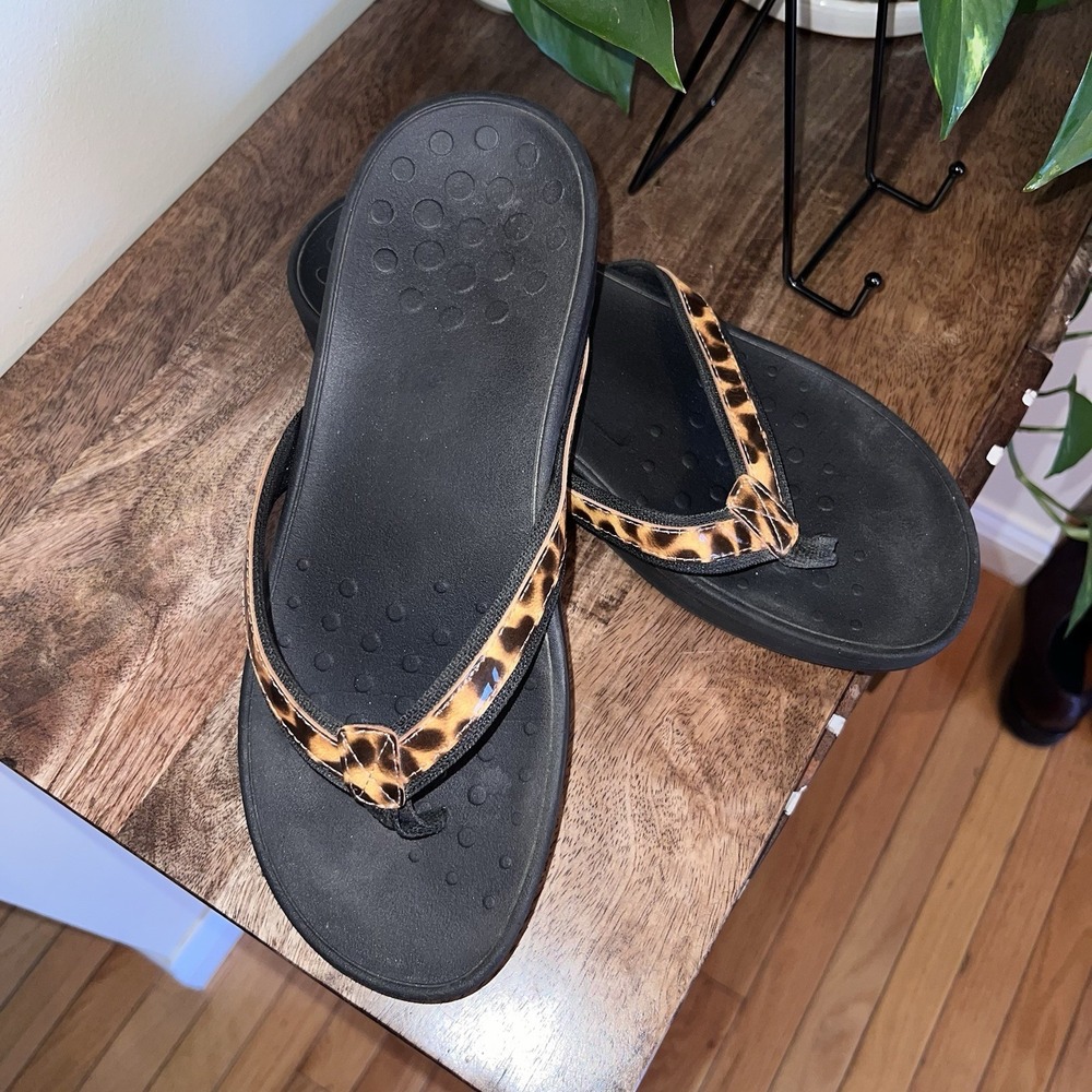 Vionic High Tide Cheetah Print Thong Platform Wedge Flip Flop Sandal Size US 11